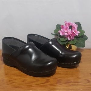 Dansko Black Professional Clogs Size 40/us 10